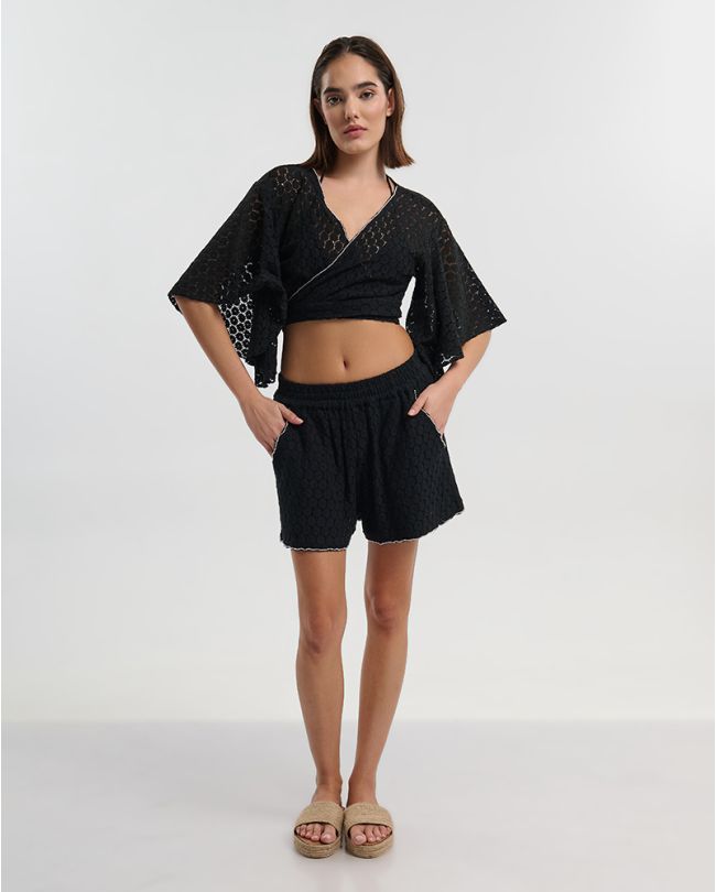 CROP TOP WITH KNOT IN BLACK COLOR ONE SIZE (100% COTTON)