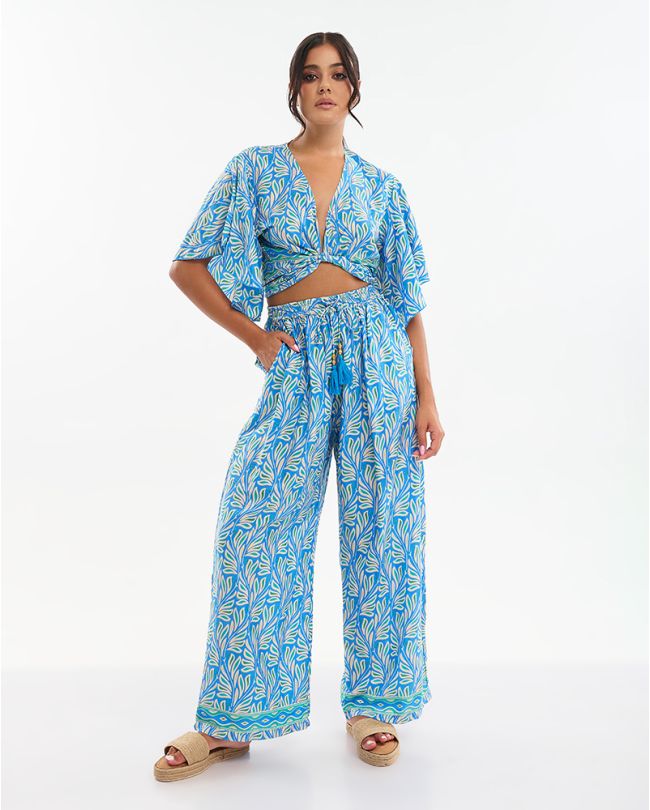 S/2 TOP AND PANTS IN BLUE/ ECRU COLOR WITH TURQUOISE/CREEN DETAILS  ONE SIZE (70% SILK 30% POLYESTER)