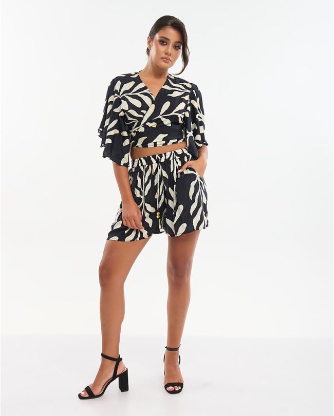 S/2 ΤΟΠΑΚΙ ΚΑΙ ΣΟΡΤΣΑΚΙ ΜΑΥΡΟ ΜΕ ΕΚΡΟΥ ΛΕΠΤΟΜΕΡΕΙΕΣ ONE SIZE (70% SILK 30% POLYESTER)