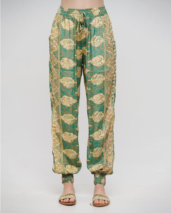 PANTS WITH POCKETS IN GREEN/BROWN COLOR WITH LEAVES AND GOLD DETAILS S/M (100% CREPE)