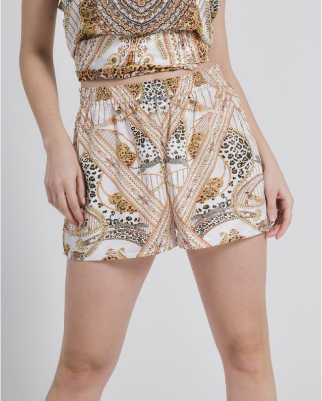 SHORTS IN WHITE COLOR WITH GOLD DETAILS ONE SIZE (100% CREPE)