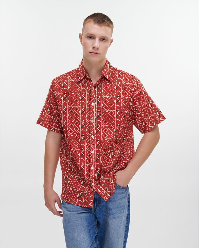SHIRT WITH SHORT SLEEVES IN RED COLOR M/L (100% COTTON)