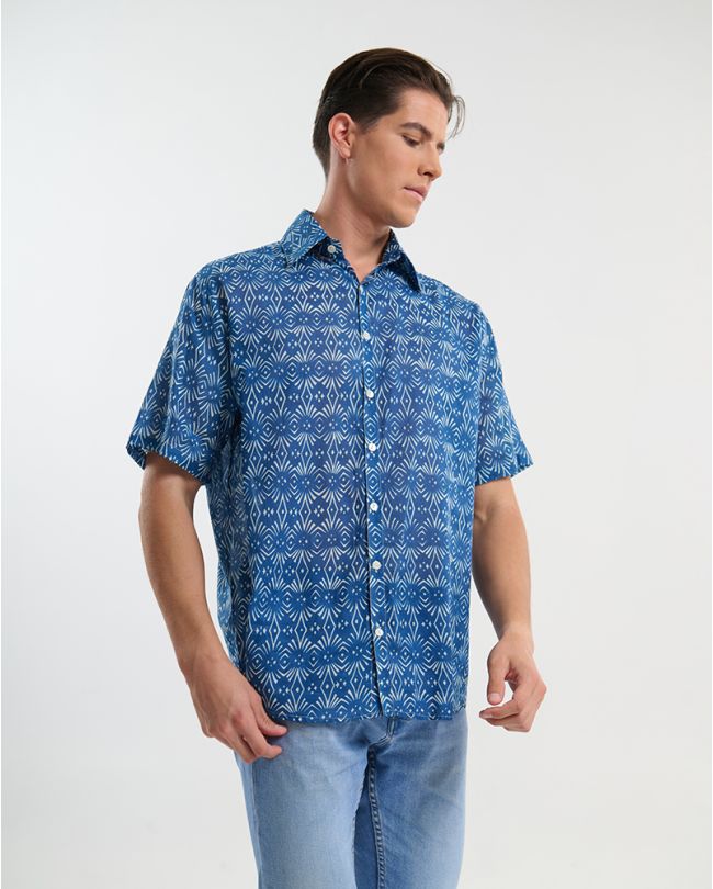 ΠΟΥΚΑΜΙΣΟ ΚΟΝΤΟΜΑΝΙΚΟ ΜΠΛΕ ΜΕ ΛΕΥΚΕΣ ΛΕΠΤΟΜΕΡΕΙΕΣ L/XL (100% COTTON)