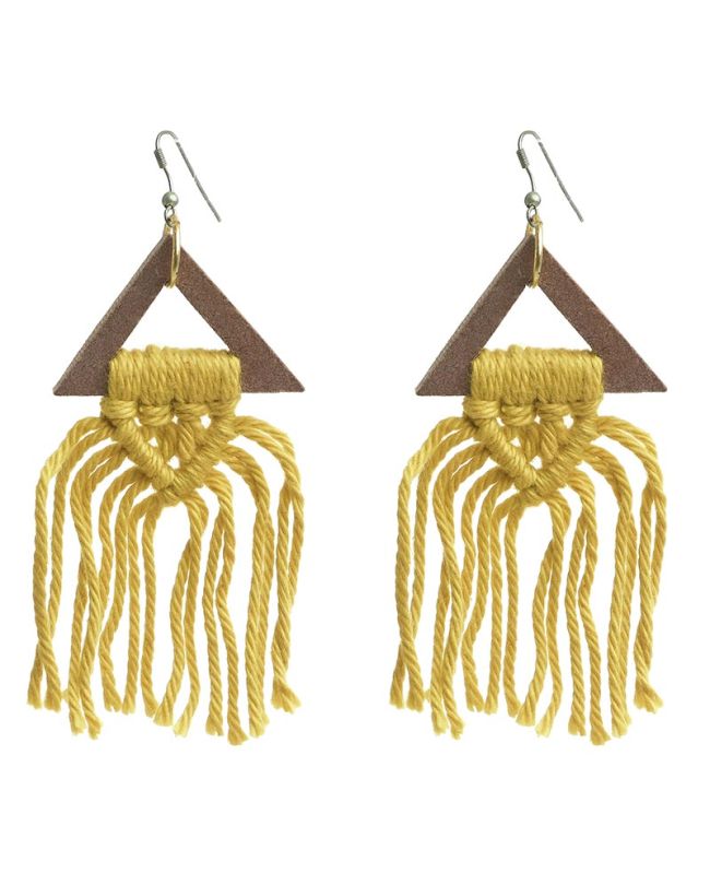 MACRAME EARRINGS IN BROWN/YELLOW COLOR
