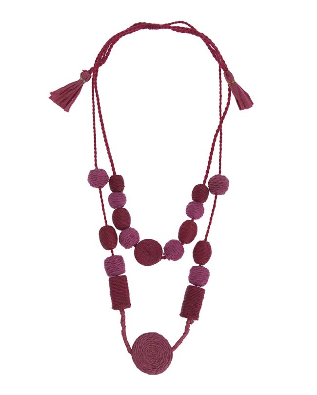 NECΚLACE IN PINK/FUCHSIA COLOR