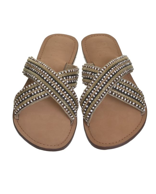 LEATHER SANDAL IN BLACK AND WHITE COLOR WITH BEADS (EU 41)