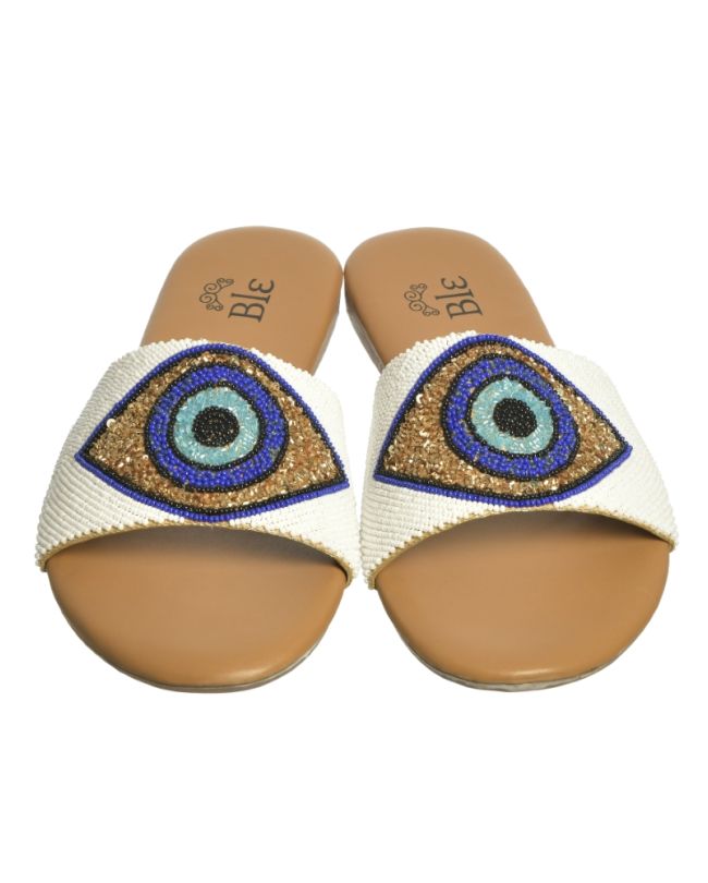 SANDAL IN WHITE COLOR ''ΕΥΕ'' WITH BEADS (EU 41)