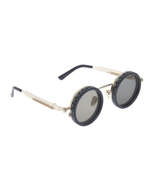 SUNGLASSES IN BLACK COLOR WITH GOLD METAL DETAILS