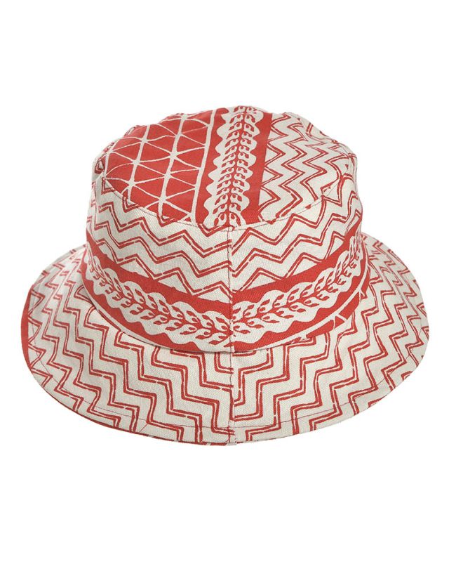 FABRIC HAT IN RED/WHITE COLOR Φ25Χ8