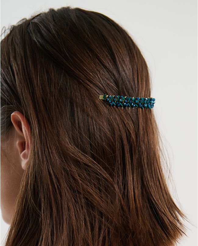 ΚΛΙΠ ΜΑΛΛΙΩΝ ΜΕ ΧΤΕΝΑΚΙ ΜΕ ΜΠΛΕ ΠΕΤΡΕΣ