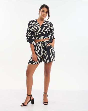 S/2 ΤΟΠΑΚΙ ΚΑΙ ΣΟΡΤΣΑΚΙ ΜΑΥΡΟ ΜΕ ΕΚΡΟΥ ΛΕΠΤΟΜΕΡΕΙΕΣ ONE SIZE (70% SILK 30% POLYESTER)