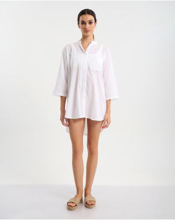 ΠΟΥΚΑΜΙΣΟ ΜΑΚΡΥ ΣΕ ΛΕΥΚΌ ΜΕ ΚΕΝΤΗΜΑΤΑ ΣΤΗΝ ΠΛΑΤΗ ONE SIZE (100% COTTON)