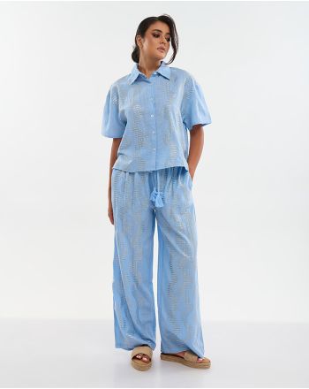 ΠΟΥΚΑΜΙΣΟ ΜΕ ΚΟΝΤΟ ΜΑΝΙΚΙ ΣΕ ΓΑΛΑΖΙΟ ΜΕ ΑΣΗΜΕΝΙΕΣ ΠΟΥΛΙΕΣ ONE SIZE (100% COTTON)