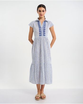 ΦΟΡΕΜΑ ΜΑΚΡΥ ΑΜΑΝΙΚΟ ΣΕ ΛΕΥΚΌ ΜΕ ΜΠΛΕ ΡΙΓΕΣ ONE SIZE (100 % COTTON)