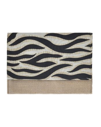 ΤΣΑΝΤΑΚΙ/ΦΑΚΕΛΟΣ ΨΑΘΙΝΟ ΣΕ ΛΕΥΚΟ/ ΜΑΥΡΟ ΜΕ ΖΕΒΡΕ ΛΕΠΤΟΜΕΡΕΙΕΣ 26Χ2Χ19